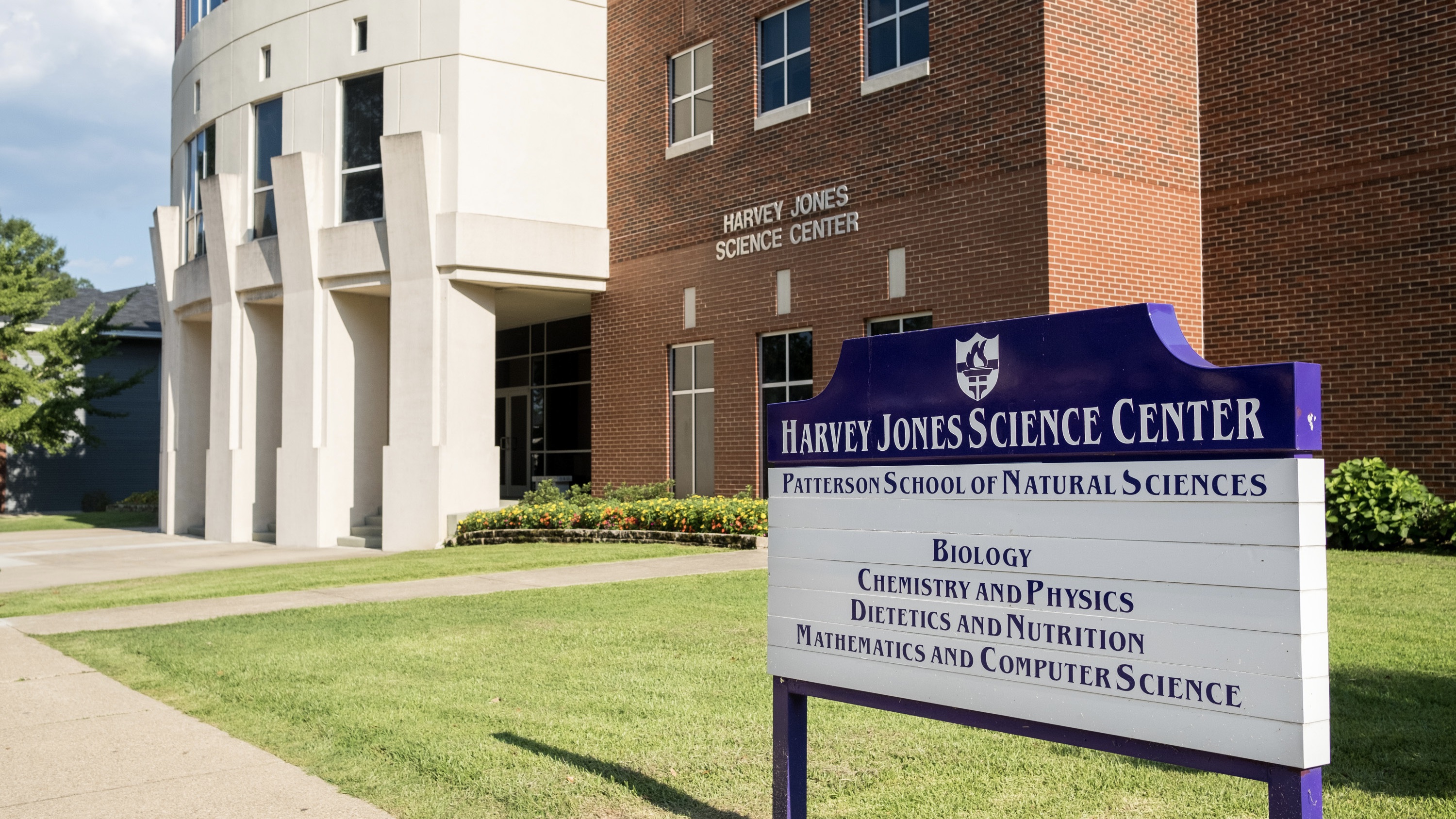 Harvey Jones Science Center at Ouachita Baptist University