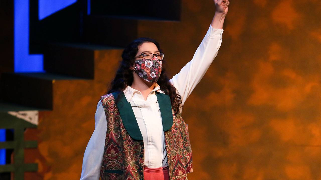 Ouachita theater student performs with mask due to COVID-19 precautions
