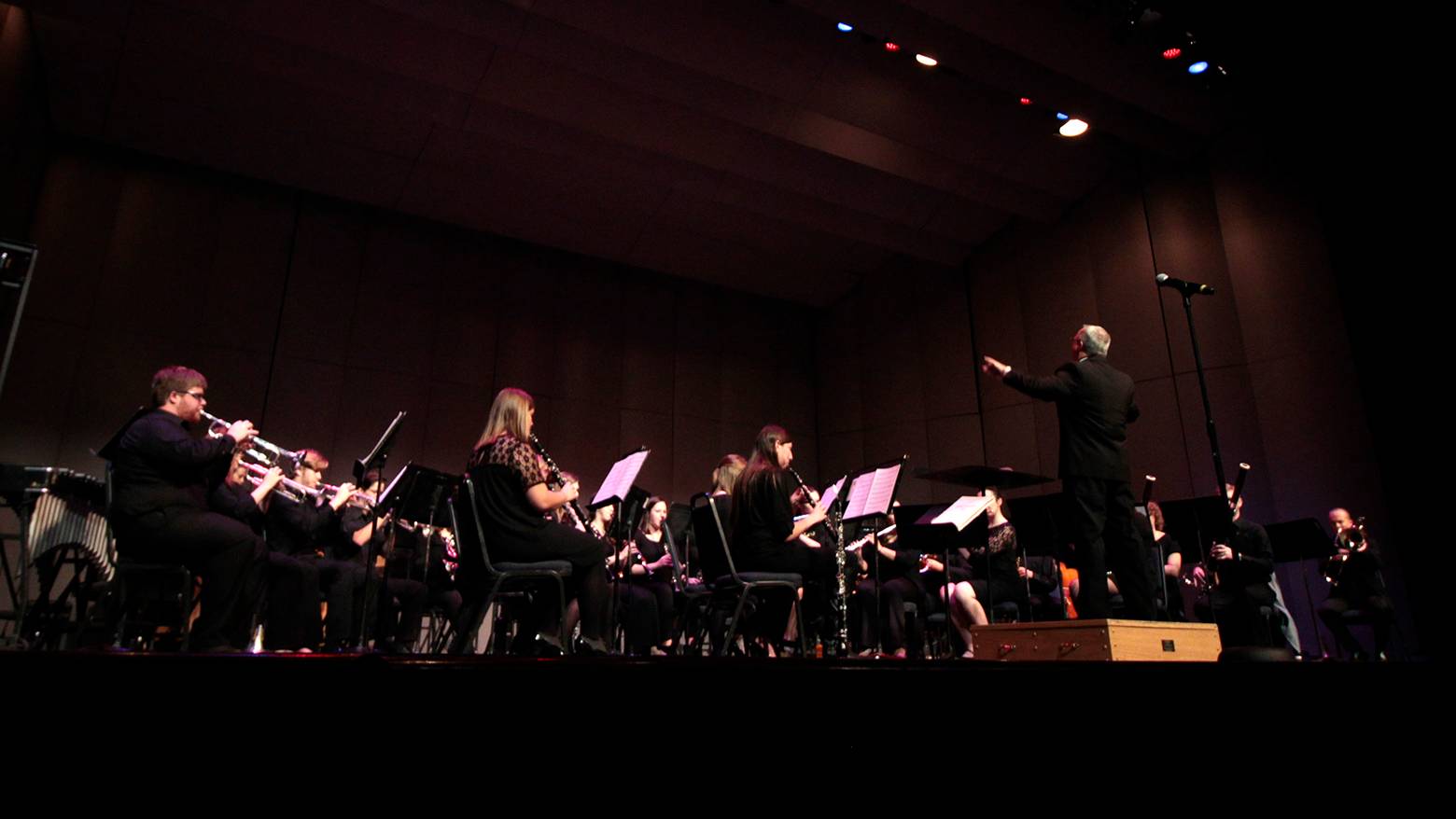 Ouachita's Wind Ensemble plays in concert